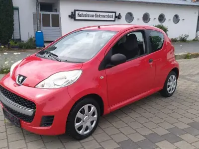 Gebraucht Peugeot 107 Filou 68 PS (50 kW) 2009 Rot Kleinwagen