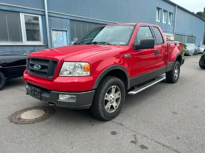 Gebraucht Ford V8 2004 Rot SUV