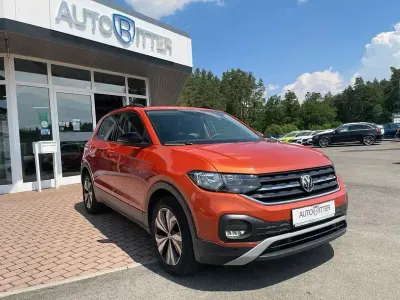 Gebraucht VW T-Cross Life 116 PS (85 kW) 2019 Energetic orange metallic (metallic) SUV