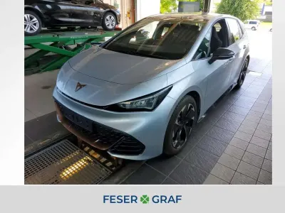 Gebraucht Cupra Born 169 kW (231 PS) 2023 Geysirsilber Kleinwagen