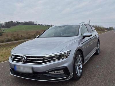 Second-hand VW Passat R-line 190 CP (139 kW) 2020 Argintiu Break