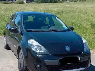 Gebraucht Renault Clio III 101 PS (74 kW) 2008 Schwarz Kleinwagen