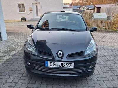 Gebraucht Renault Clio II Dynamique 101 PS (74 kW) 2007 Kleinwagen