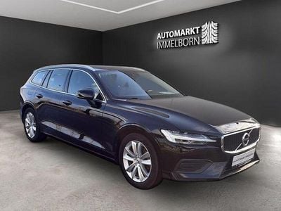 Gebraucht Volvo V60 Momentum 150 PS (110 kW) 2020 Schwarz Kombi