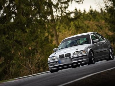 Gebraucht BMW 328 210 PS (154 kW) 2000 Silber Limousine