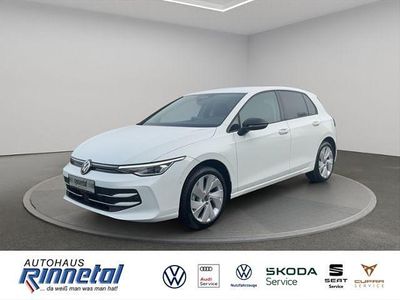 Pure white uni Neu 2025 VW Golf VIII Life Limousine | 40.060 € (Fairer Preis)