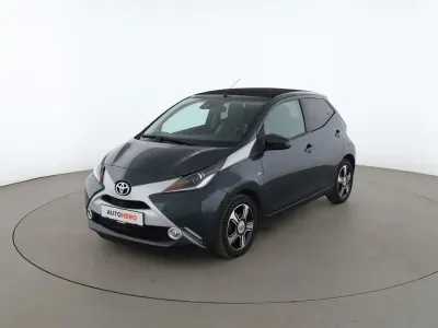Gebraucht Toyota Aygo X-clusiv 69 PS (50 kW) 2016 Grau Kleinwagen