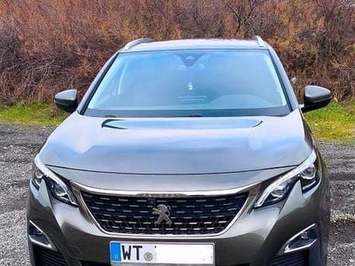 Gebraucht Peugeot 3008 Allure 131 PS (96 kW) 2021 Grau SUV