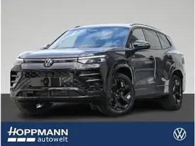 Neu VW Tayron R-line 204 PS (150 kW) 2026 Schwarz (grenadillschwarz metallic) SUV