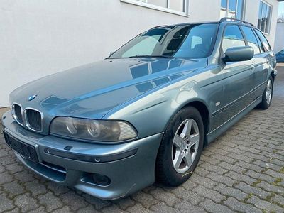 Usata BMW 525 Sport Line 163 CV (119 kW) 2001 Verde Station wagon