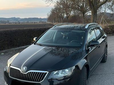 Gebraucht Skoda Superb 170 PS (125 kW) 2014 Schwarz Kombi