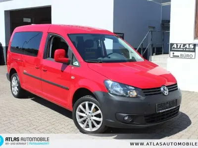 Gebraucht VW Caddy Maxi Trendline 105 PS (77 kW) 2013 Salsa red Van / Kleinbus