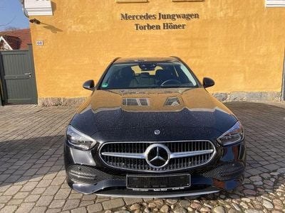 Gebraucht Mercedes C220 197 PS (144 kW) 2023 Schwarz Limousine