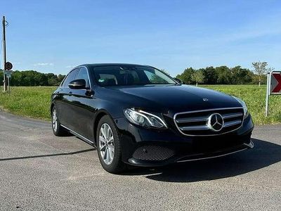 Gebraucht Mercedes E220 Avantgarde 194 PS (142 kW) 2018 Limousine