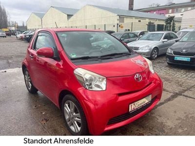Toyota iQ
