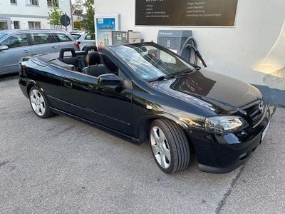 Usado Opel Astra Cabriolet Edition 147 HP (108 kW) 2004 Preto Cabrios