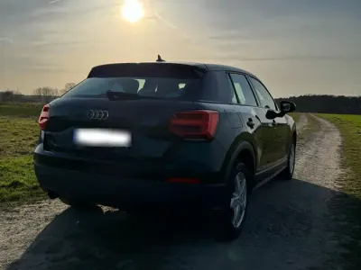 Gebraucht Audi Q2 116 PS (85 kW) 2019 Grau SUV