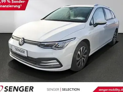 Second-hand VW Golf VIII Active 150 CP (110 kW) 2023 Alb Break