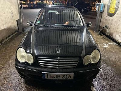 Mercedes C200