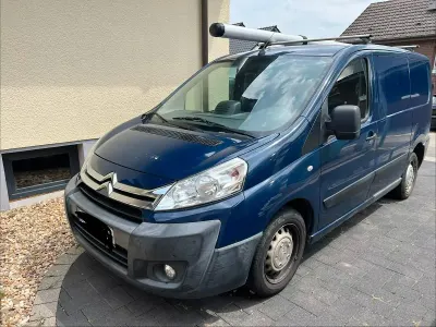 Gebraucht Citroën Jumpy 128 PS (94 kW) 2015 Blau Van / Kleinbus