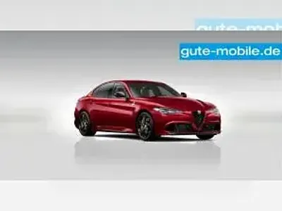 Neu Alfa Romeo Giulia 520 PS (382 kW) 2026 Rot (rosso etna) Limousine