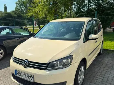 Gebraucht VW Touran 105 PS (77 kW) 2011 Beige Van / Kleinbus