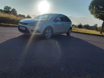 Gebraucht Ford Focus Style 101 PS (74 kW) 2008 Silber Limousine