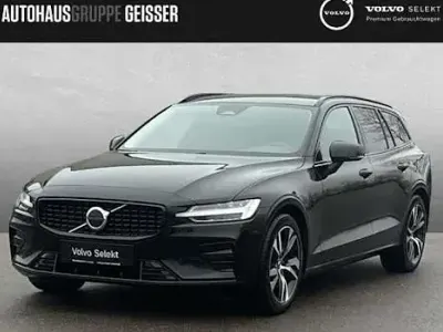 Gebraucht Volvo V60 Plus 197 PS (144 kW) 2025 Onyx schwarz Kombi