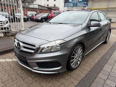 Gebraucht Mercedes A180 AMG line 122 PS (89 kW) 2013 Grau Limousine