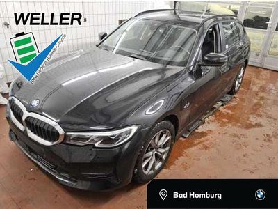 Gebraucht BMW 330e Advantage 292 PS (214 kW) 2022 Schwarz ii (schwarz) Kombi