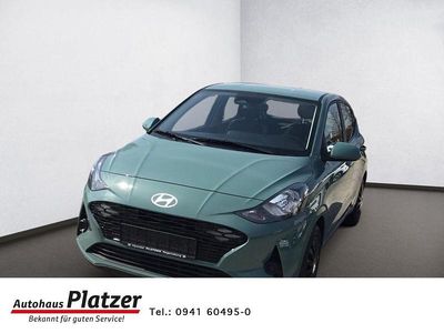 Gebraucht Hyundai i10 Trend 84 PS (61 kW) 2024 Gruen Kleinwagen