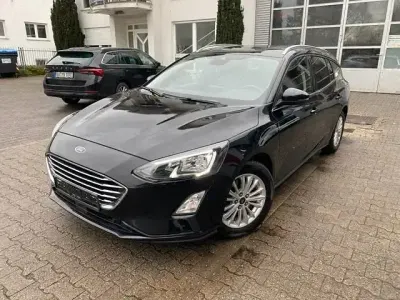 Usata Ford Focus Titanium 125 CV (91 kW) 2021 Nero Station wagon