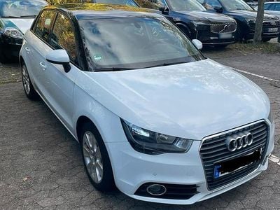 Gebraucht Audi A1 Sportback Ambition 105 PS (77 kW) 2014 Weiß Kleinwagen