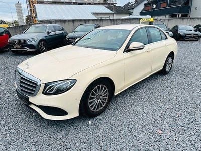 Mercedes E200