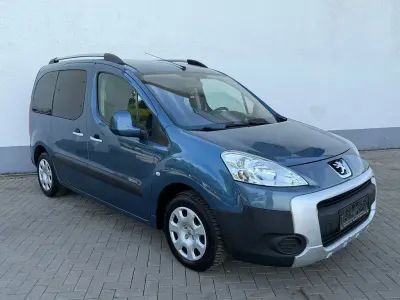 Occasion Peugeot Partner Tepee Tendance 109 PK (80 kW) 2015 Blauw MPV
