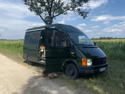 Gebraucht VW LT 102 PS (75 kW) 1999 Grün Van / Kleinbus