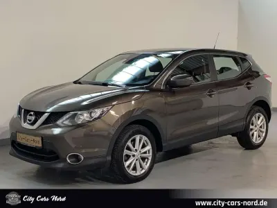 Gebraucht Nissan Qashqai Acenta 131 PS (96 kW) 2016 Braun SUV