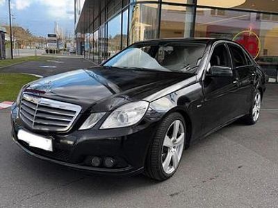 Gebraucht Mercedes E250 204 PS (150 kW) 2010 Schwarz Limousine