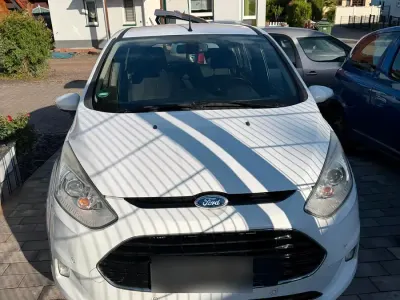 Gebraucht Ford B-MAX 100 PS (73 kW) 2013 Weiß Van / Kleinbus