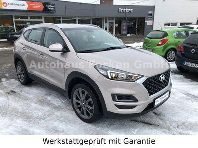 Grau Gebraucht 2019 Hyundai Tucson Select SUV | 15.990 € (Fairer Preis)