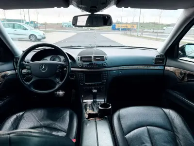 Gebraucht Mercedes E320 224 PS (164 kW) 2006 Schwarz Limousine
