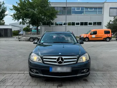 Gebraucht Mercedes C220 170 PS (125 kW) 2010 Grau Kombi