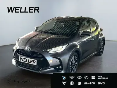 Gebraucht Toyota Yaris Hybrid Club 116 PS (85 kW) 2021 Magnetic grey (grau) Kleinwagen