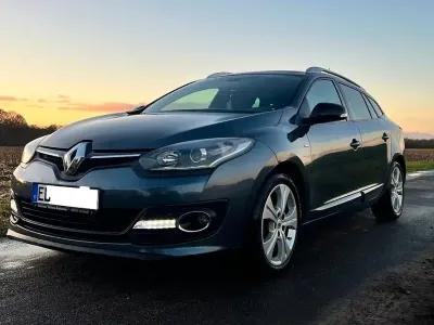 Gebraucht Renault Mégane III LIMITED 110 PS (80 kW) 2015 Grau Limousine
