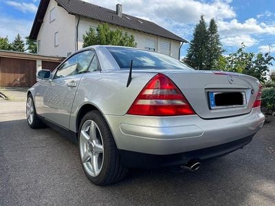 Gebraucht Mercedes SLK200 136 PS (100 kW) 1999 Silber Cabrio