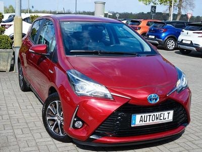 Usata Toyota Yaris Hybrid Team 101 CV (74 kW) 2018 Rosso Utilitaria