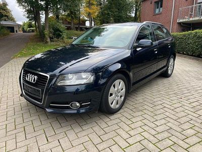 Blau Gebraucht 2010 Audi A3 Attraction Limousine | 5.500 € (Etwas zu teuer)