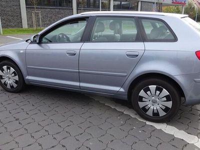 gebraucht Audi A3 Sportback 1,6 Attraction