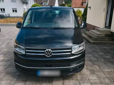 Gebraucht VW Multivan 204 PS (150 kW) 2017 Schwarz Van / Kleinbus
