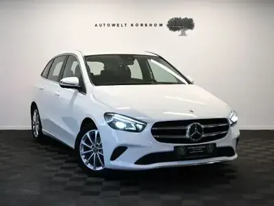 Gebraucht Mercedes B180 136 PS (100 kW) 2019 Weiß Van / Kleinbus